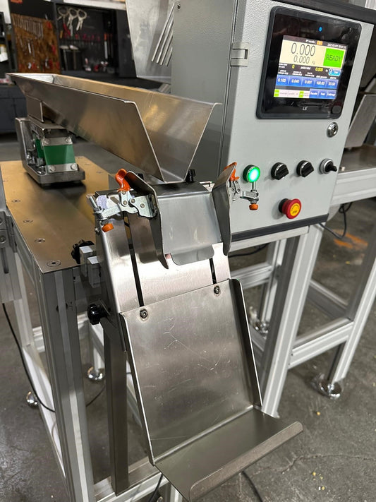 Filling Weighing Machine Model V4V2 (10-3000 gr)